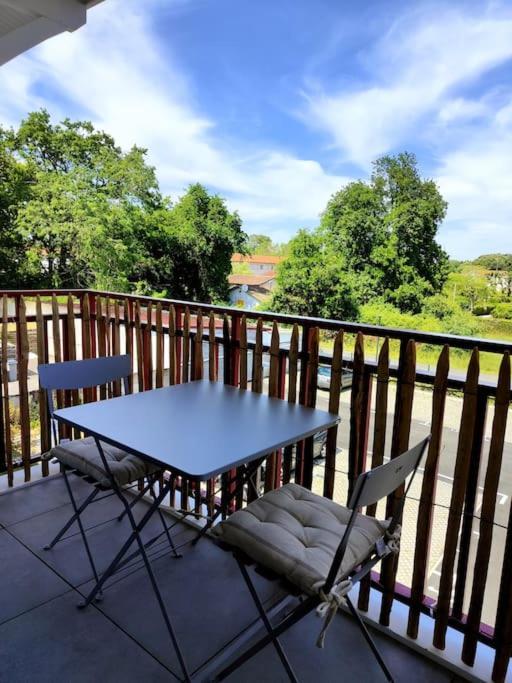 Location De Vacances A Andernos - Appartement 2 Chambres Dans Residence Neuve Ngoại thất bức ảnh